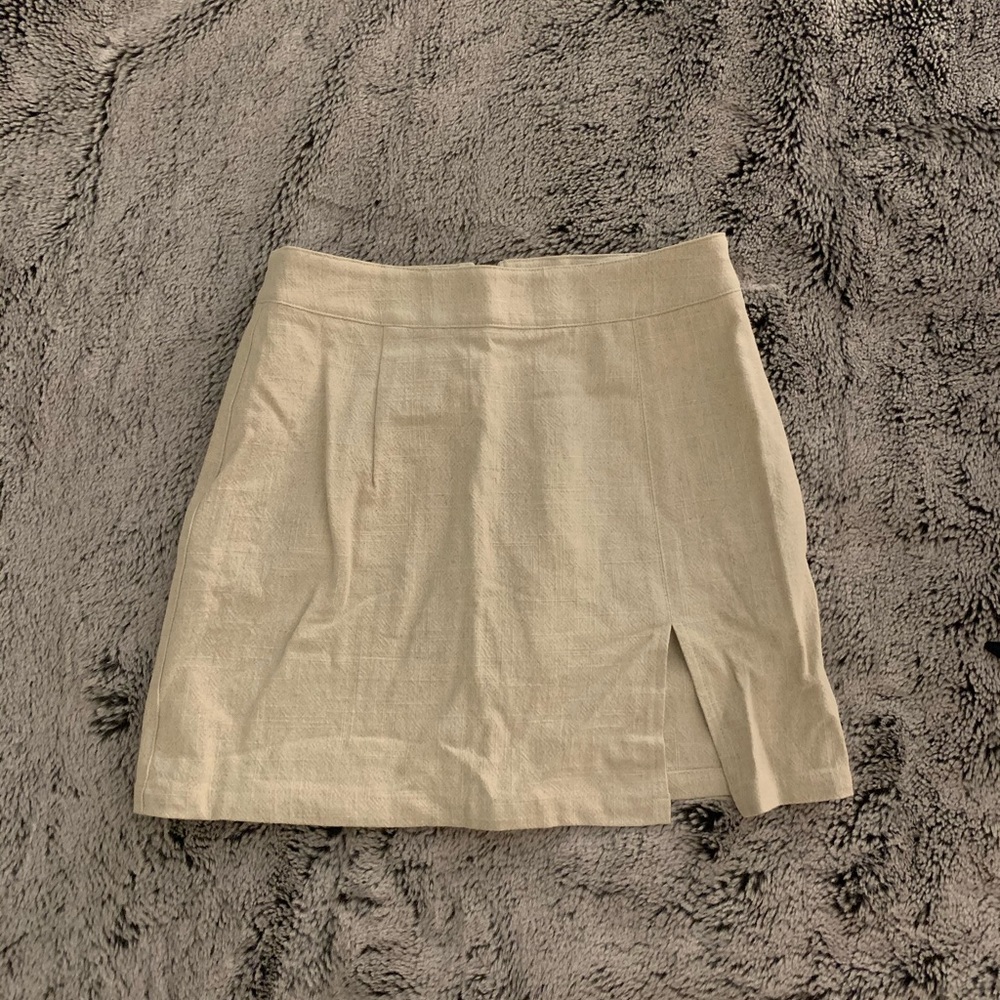 Cute cream skirt